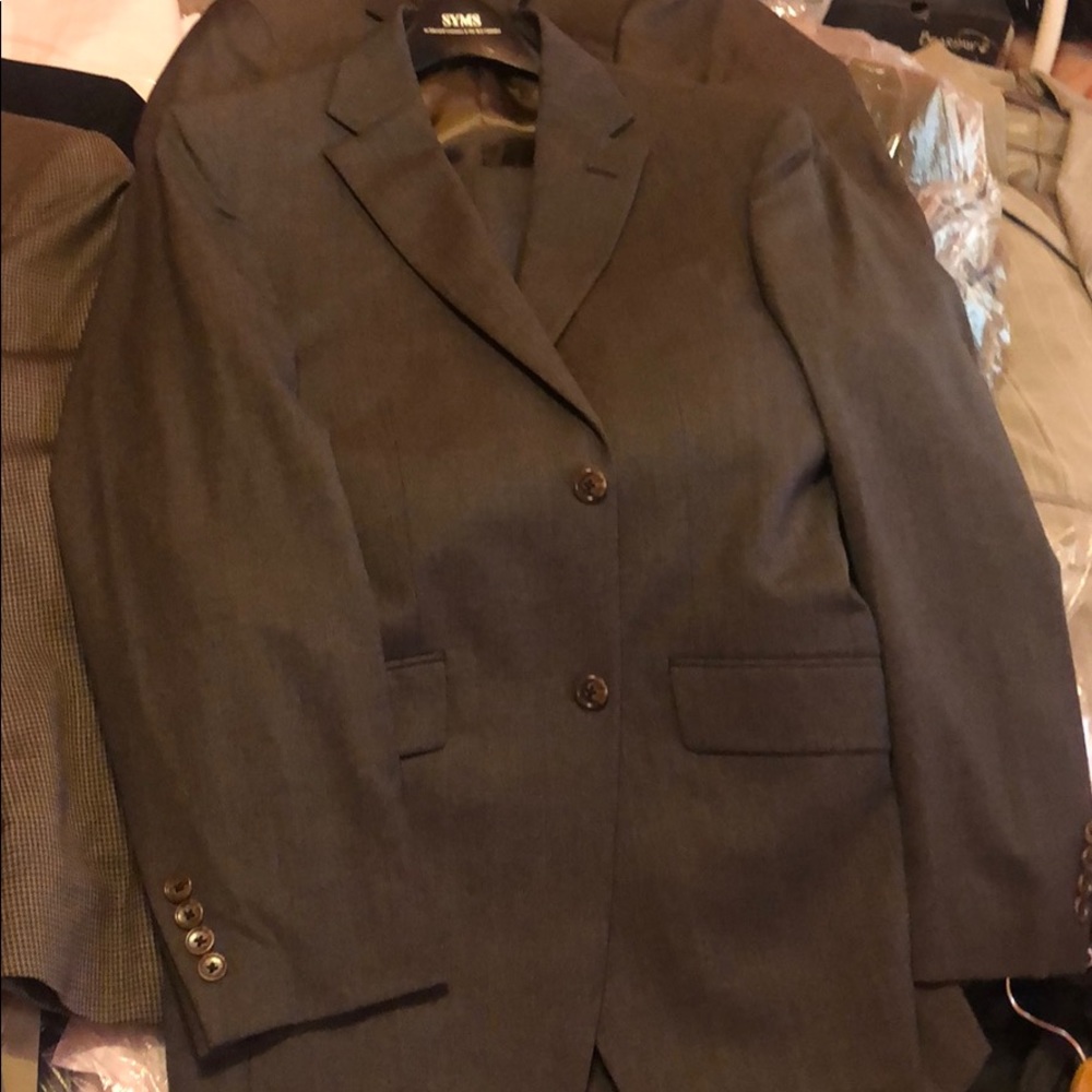 Men’s Suit